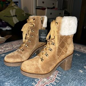 AQUATALIA Caprice Weatherproof Suede Boot SIZE 8M
